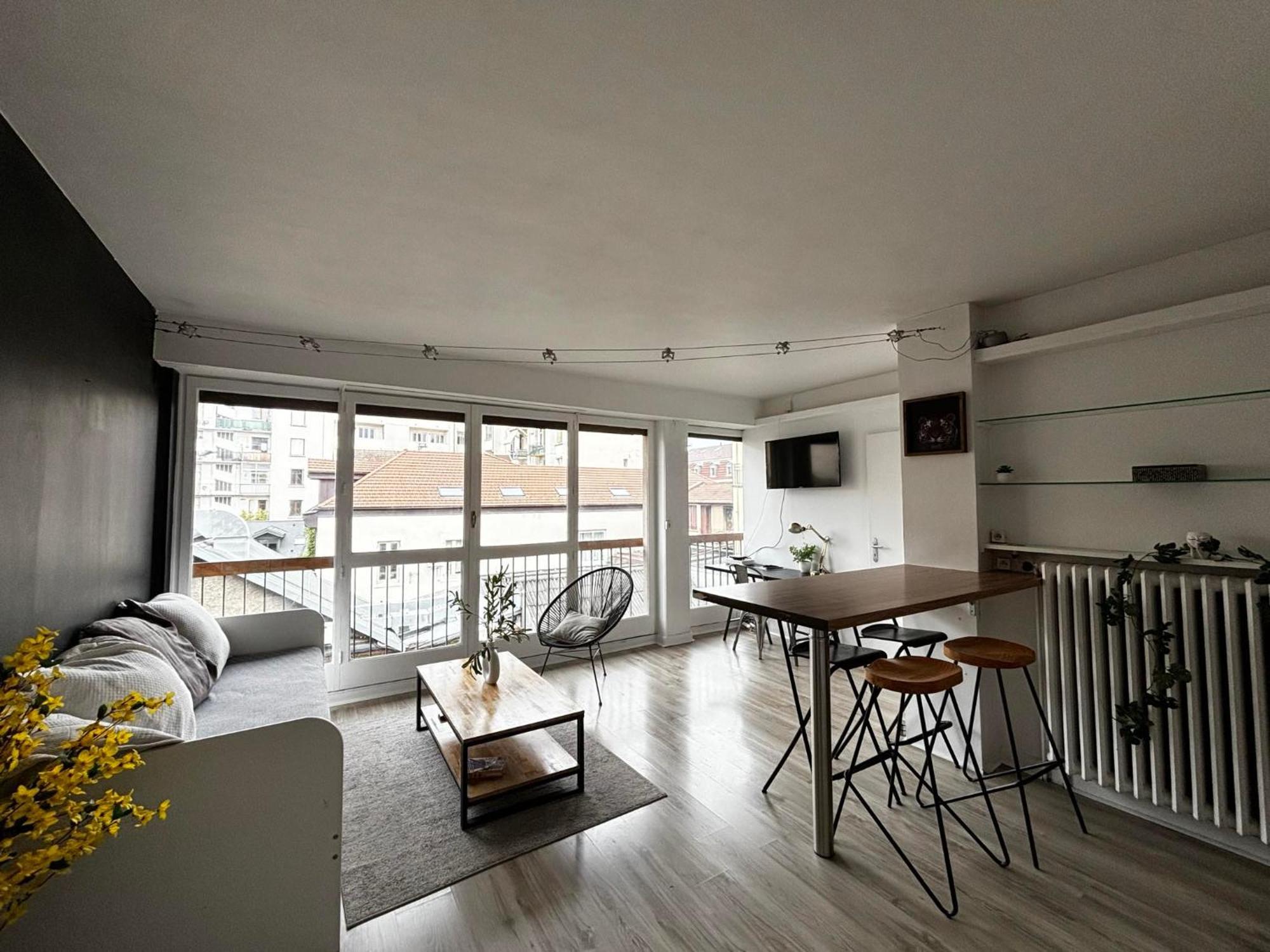 Appartement Hypercentre A 2 Min Du Lac アヌシー エクステリア 写真